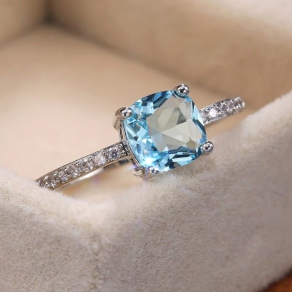 Dainty Minimalist Cushion Cut Silver Ring - Picture 3 of 4